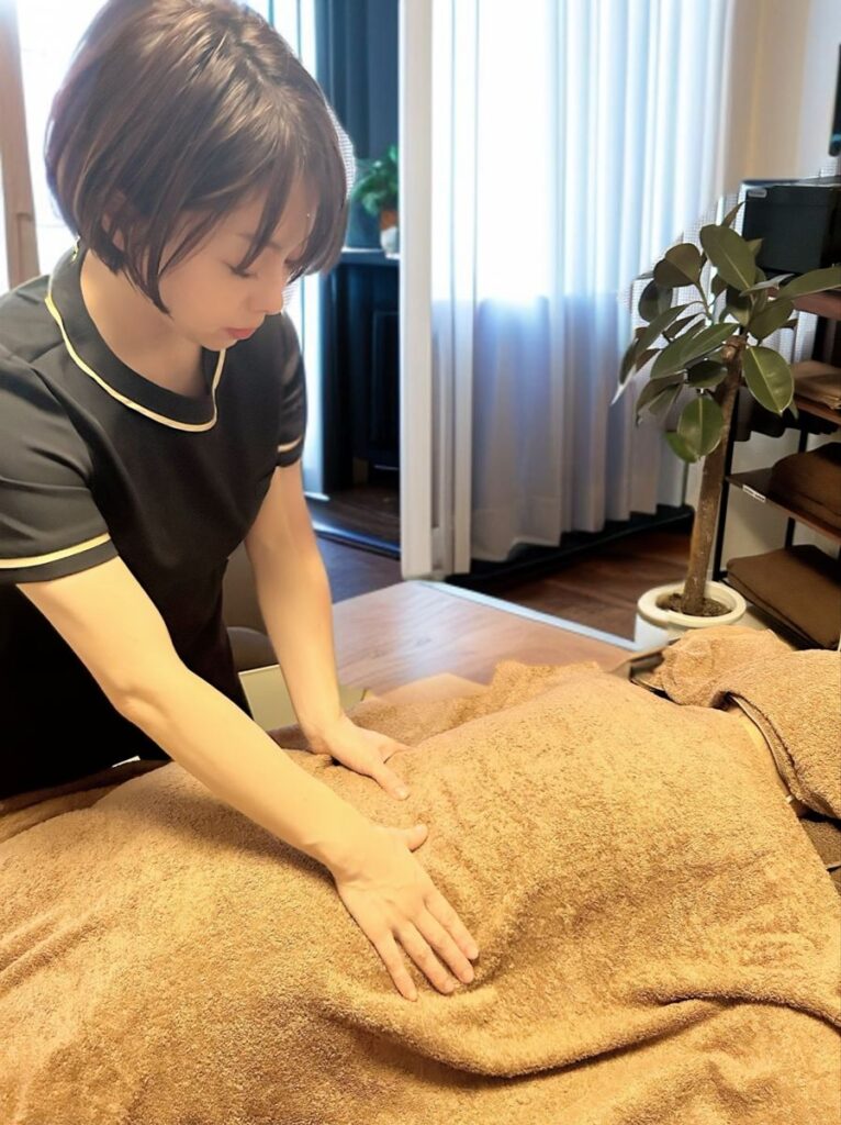 日本伝統式レイキが学べる灯-TOMORI-|大阪市京橋でヒーリング中の師範足立みずほ